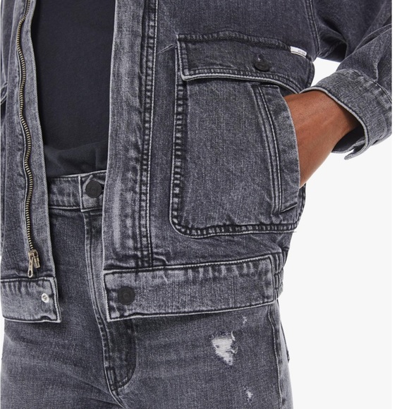 MOTHER The Springy patch denim jacket in Midnights with Molly color - Picture 5 of 13